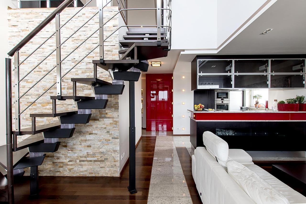 Apartament Z Widokiem Poznań Buitenkant foto