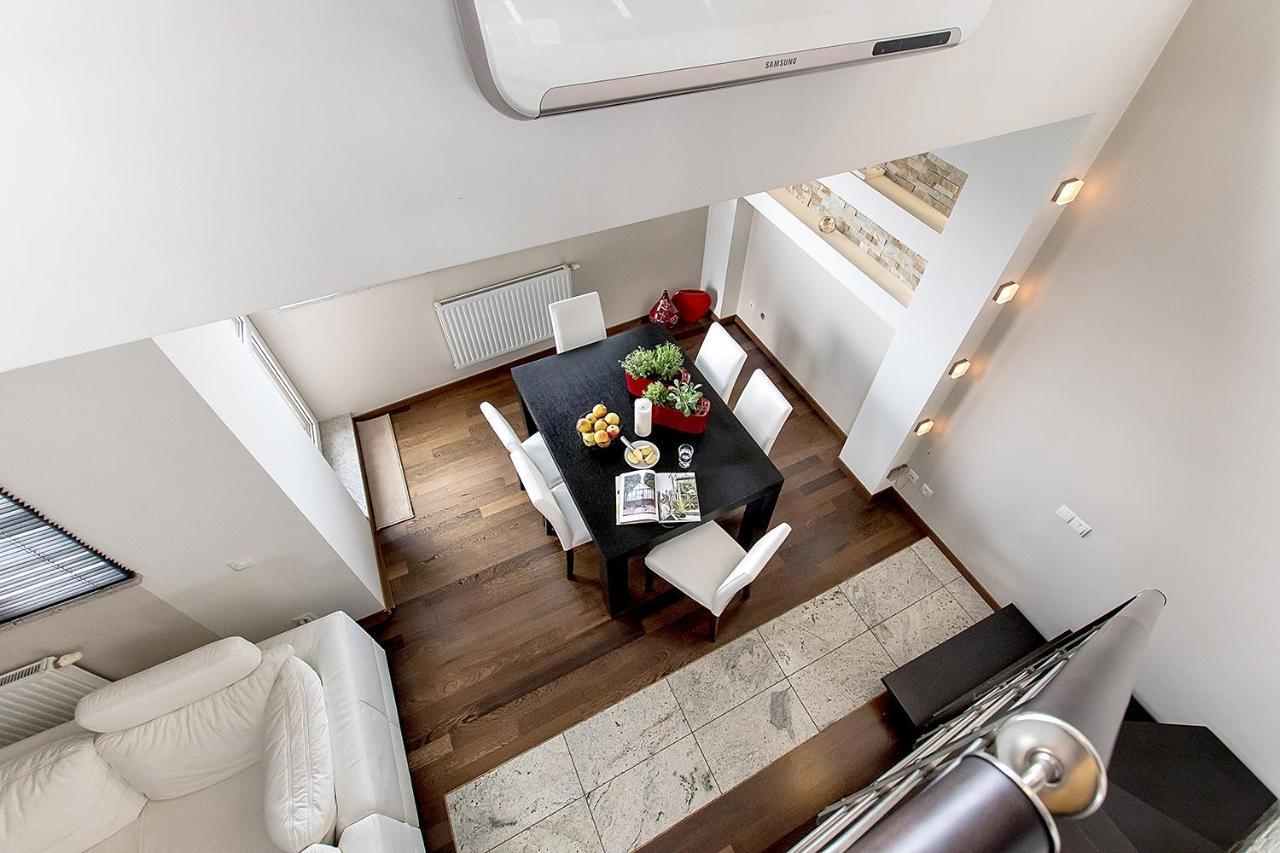 Apartament Z Widokiem Poznań Buitenkant foto